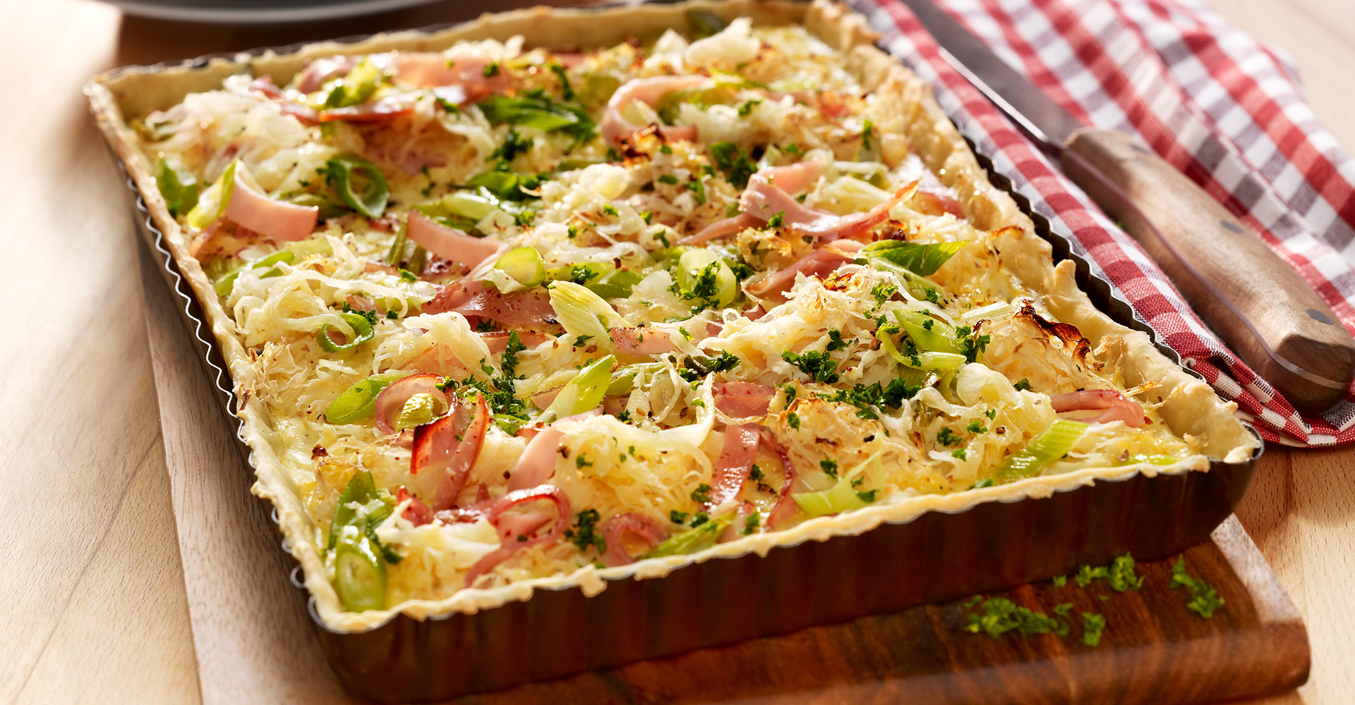 Sauerkraut Quiche mit Apfel und Speck | Hengstenberg